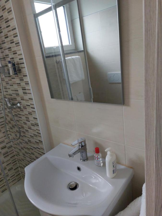 Hotel Skylab Gozzano Esterno foto